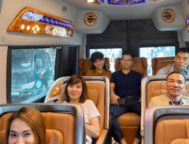 Limousine from HA NOI OLD QUARTER to NINH BINH