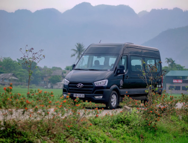 Tourist bus from NINH BINH to MAI CHAU