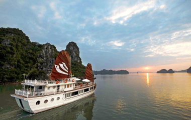 Explore Further The Heritage with Private Cruise