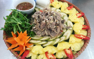 https://ninhbinhticket.com/public/upload/images/tin-tuc/ninh-binh-goat-meat.jpg