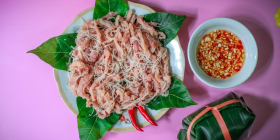 Nem Chua Yên Mạc (Yen Mac Fermented Pork Roll)